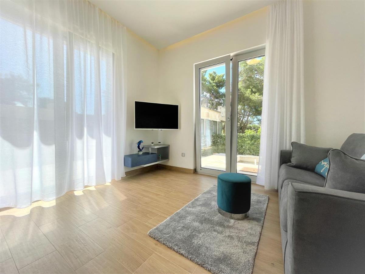 Beach Residences Caroline Хвар Экстерьер фото